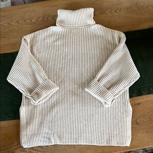 H&M Unisex Oversized Cream Chunky Knit Turtleneck Sweater Size Medium